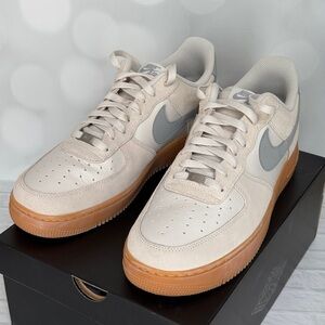 Nike Air Force 1 '07 LV8